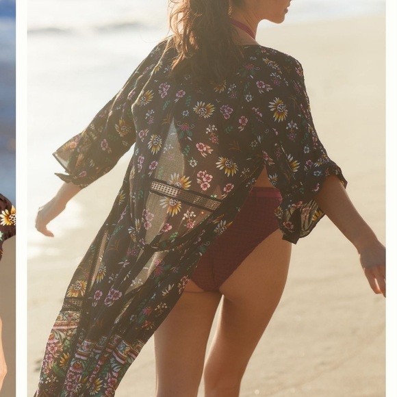 Floral kimono / cover up - Picture 3 of 5